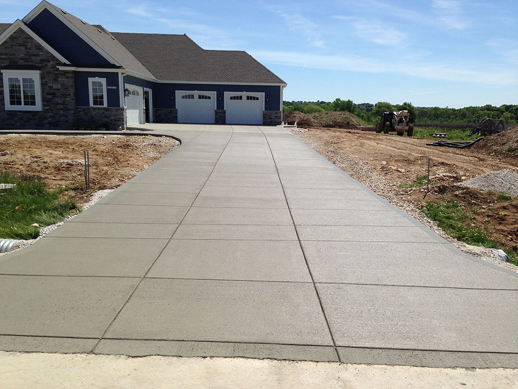 new-concrete-driveway-3